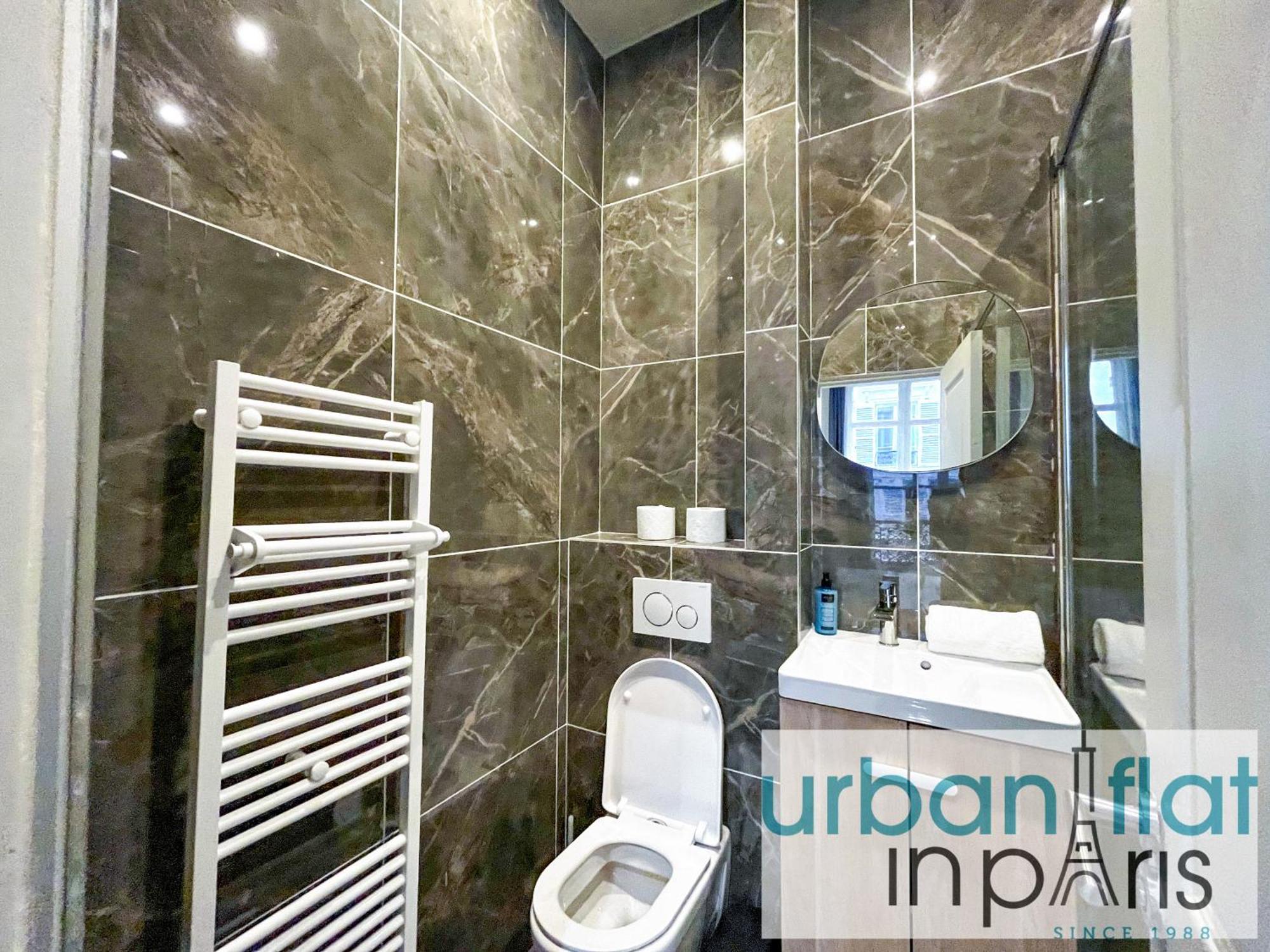 Urban Flat 63 - Beautiful 3 Bedroom Flat Champs-Elysees Paris Eksteriør billede
